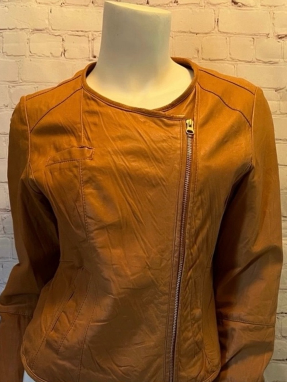 ❤️ ANTHROPOLOGY Faux Leather Moto
JACKET